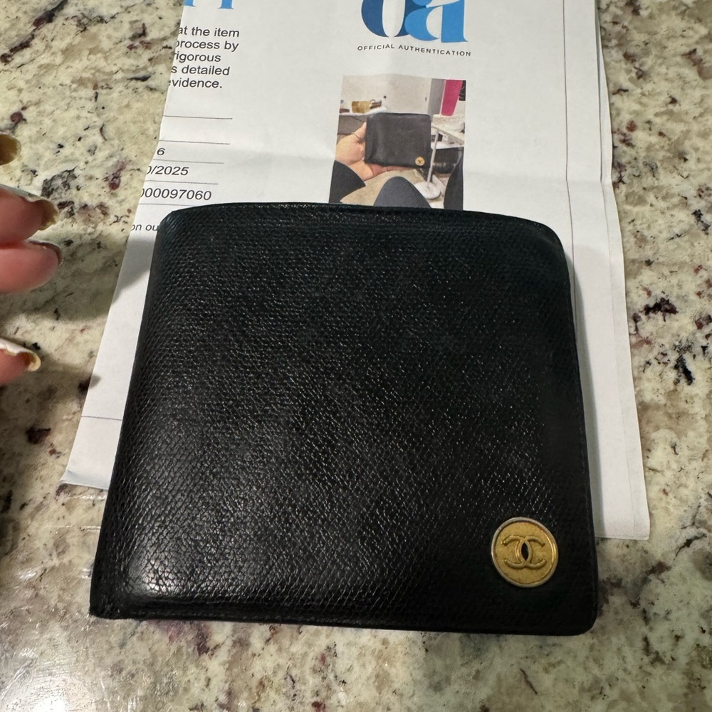 Chanel Coco Button Bifold Wallet With Hologram with COA - Picture 6 of 8